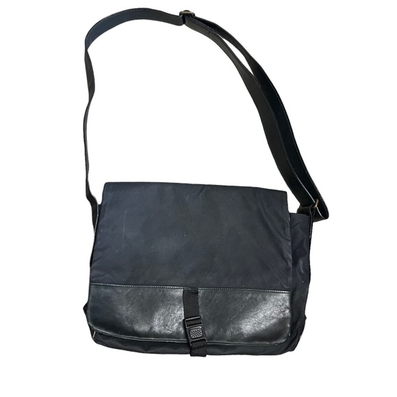 Moore & Giles Bags Moore Giles Black Leather And Canvas Messenger